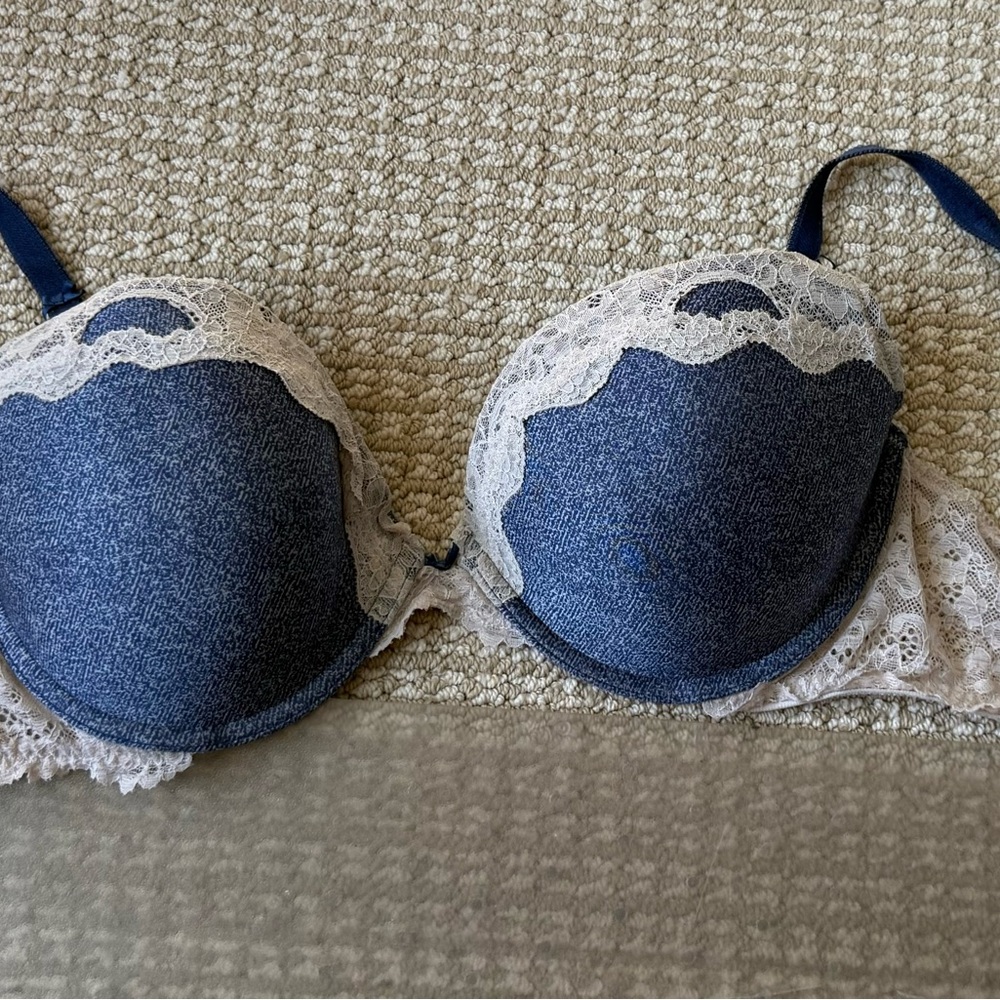 Victoria's Secret Blue and White Lace Bra
